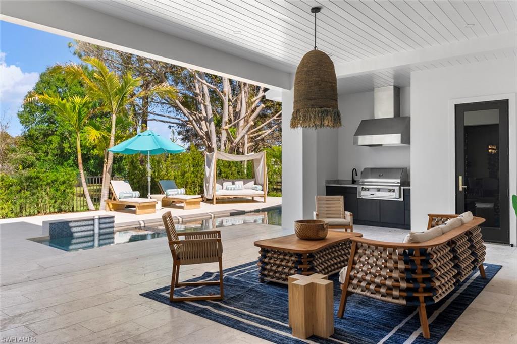 PARK SHORE - Residential