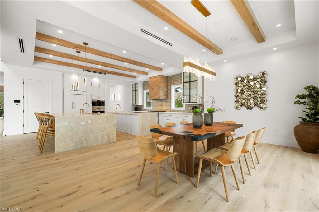 PARK SHORE - Residential