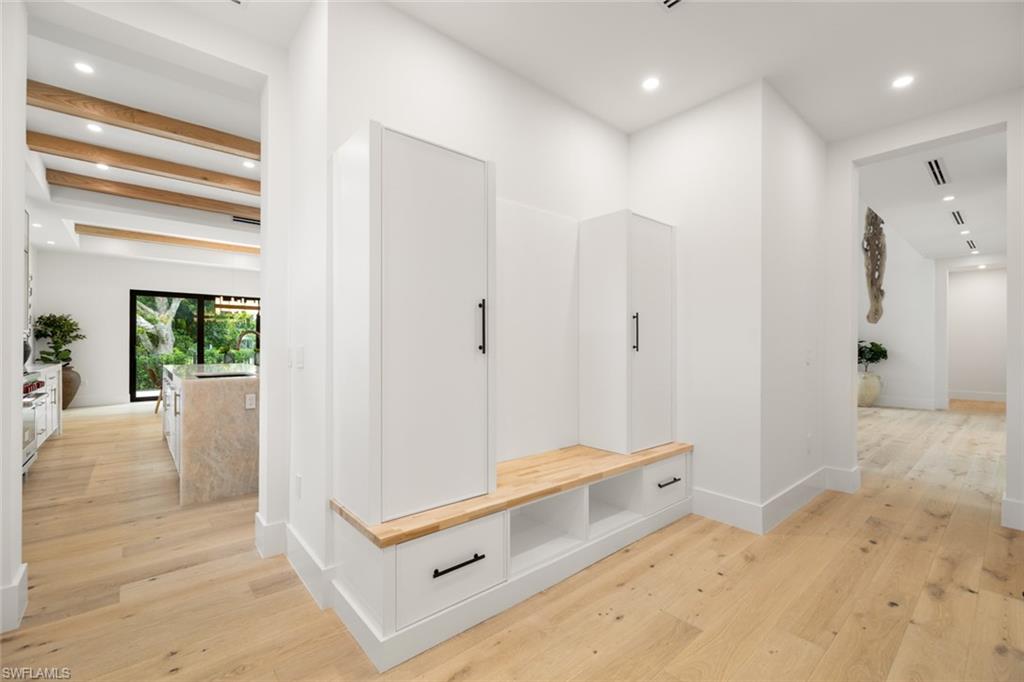 PARK SHORE - Residential