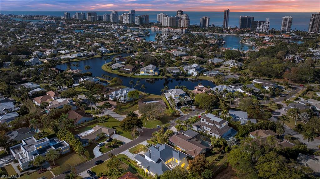 PARK SHORE - Residential