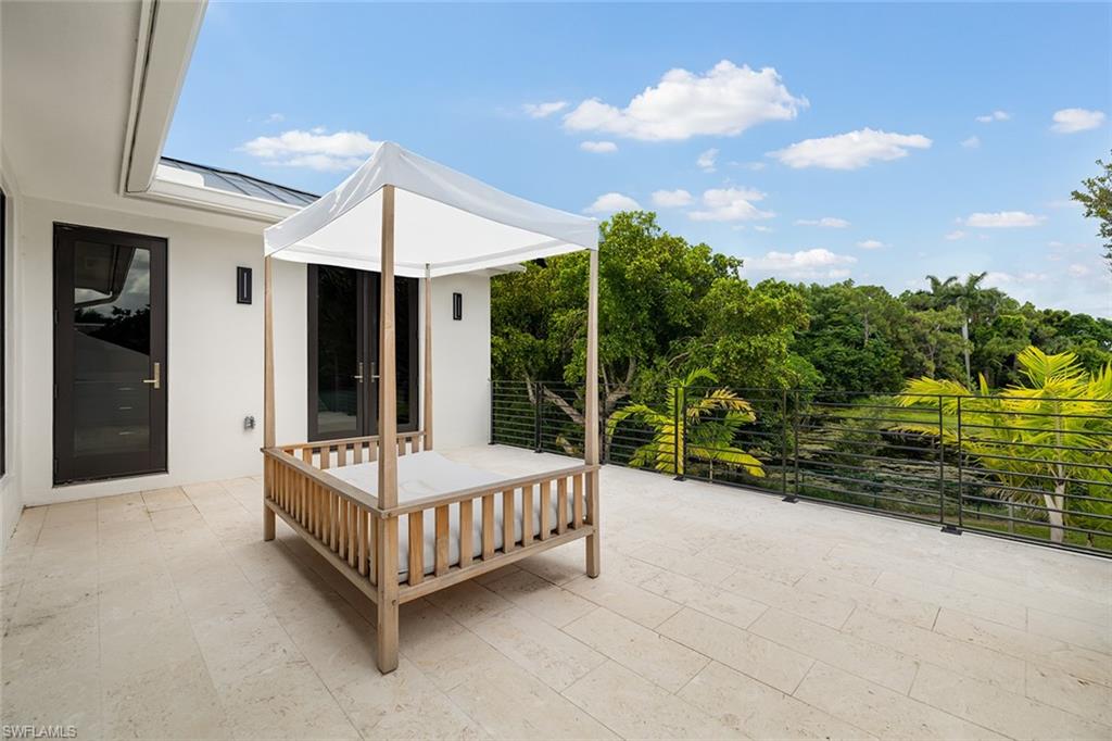 PARK SHORE - Residential