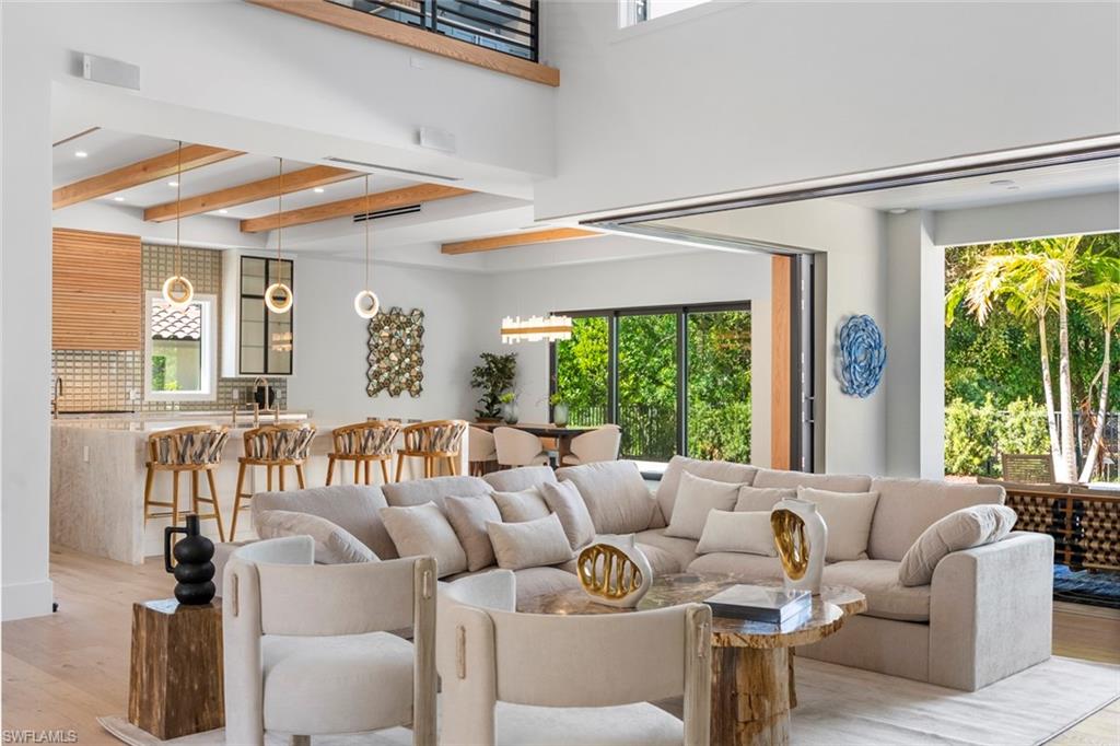 PARK SHORE - Residential