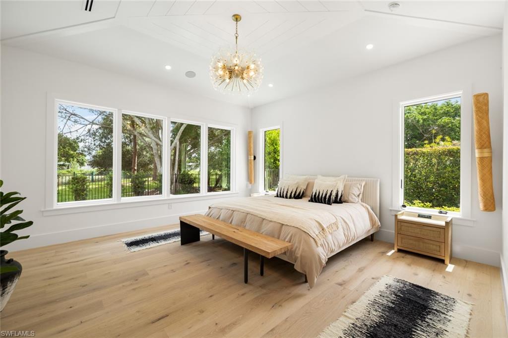 PARK SHORE - Residential