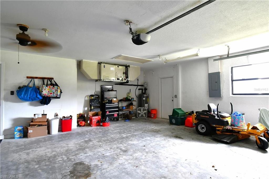 WOODLAND ESTATES - Residential