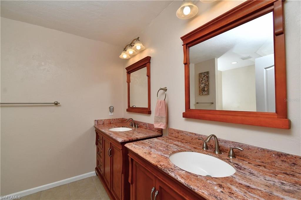 WOODLAND ESTATES - Residential