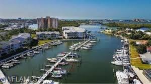 BOARDWALK CAPER - Residential