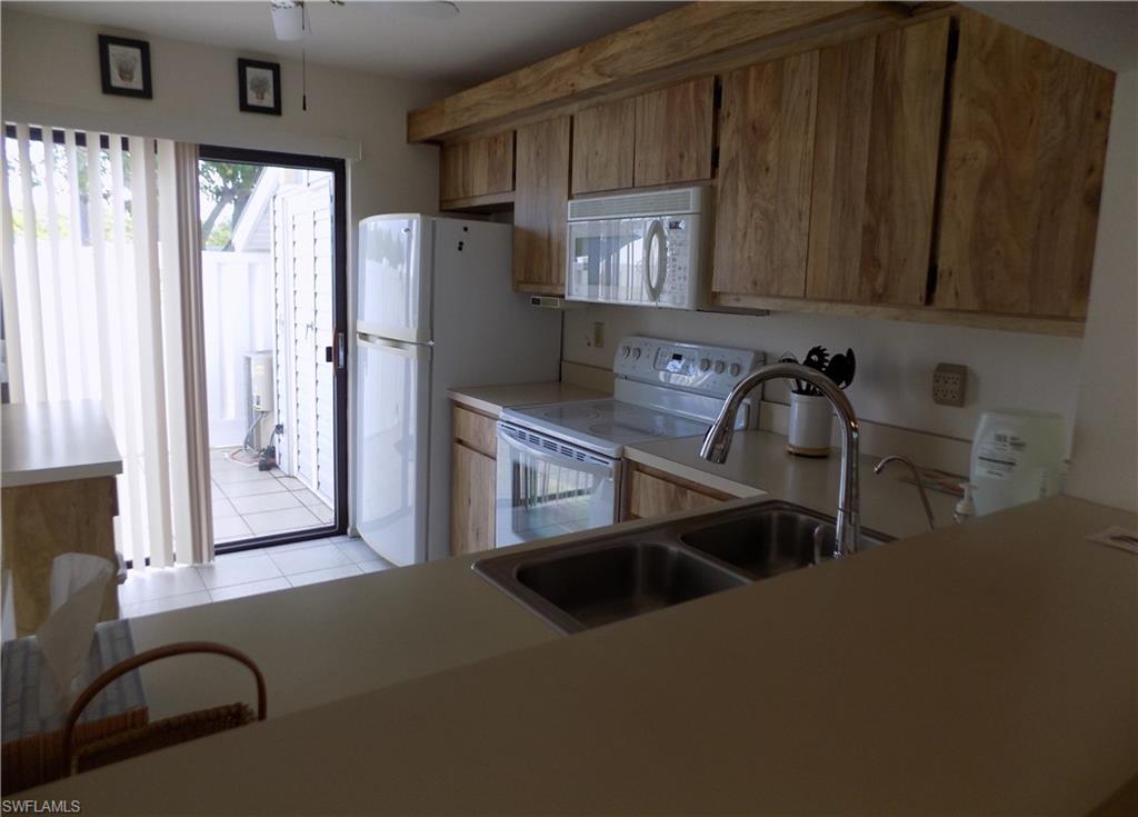 BOARDWALK CAPER - Residential