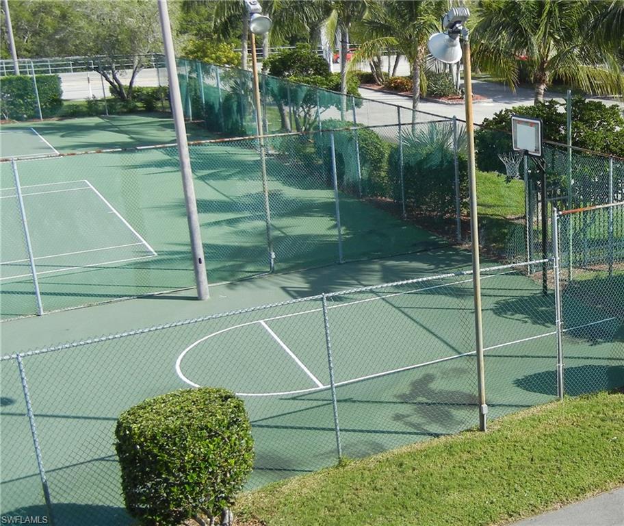 BOARDWALK CAPER - Residential