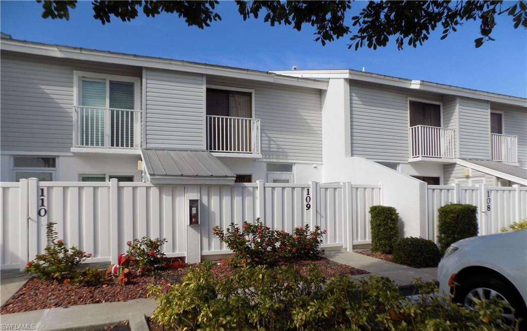 BOARDWALK CAPER - Residential