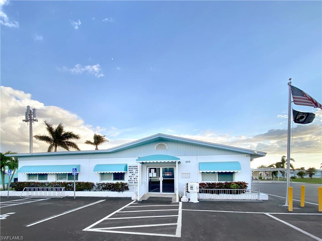 THUNDERBIRD MOBILE HOMES - Land