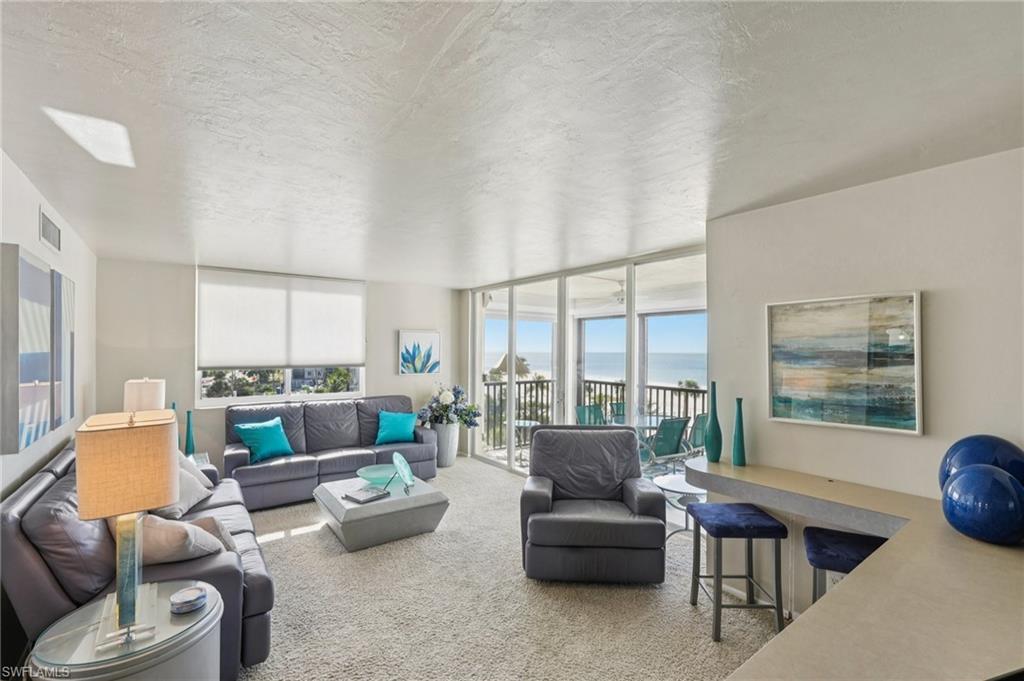 2800 Estero BLVD 501