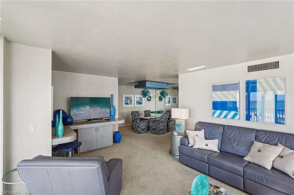 2800 Estero BLVD 501