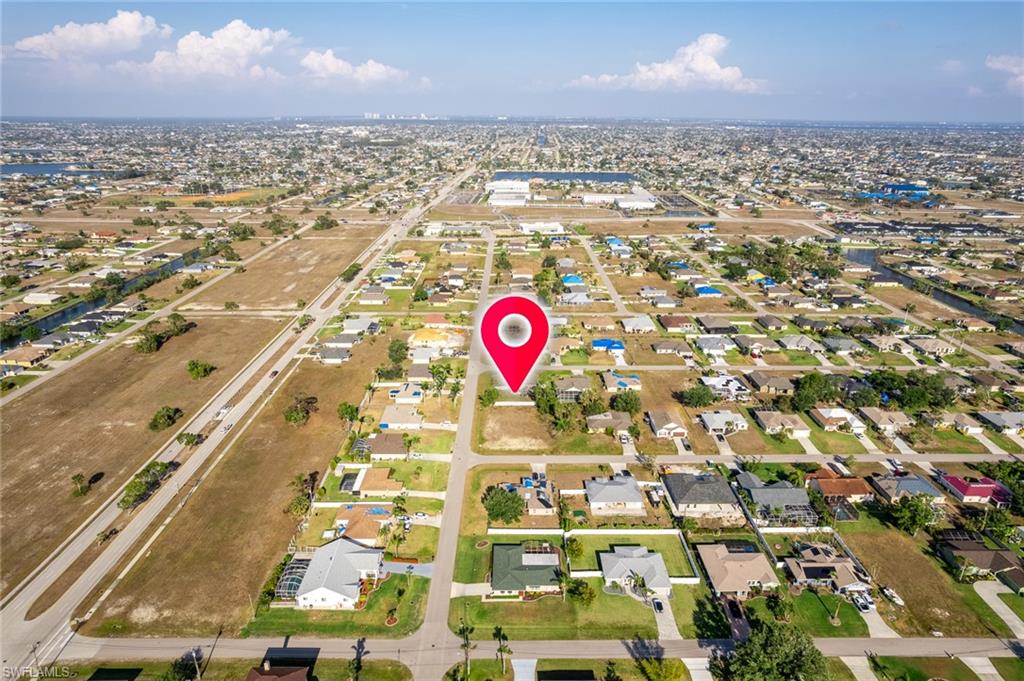 CAPE CORAL - Land