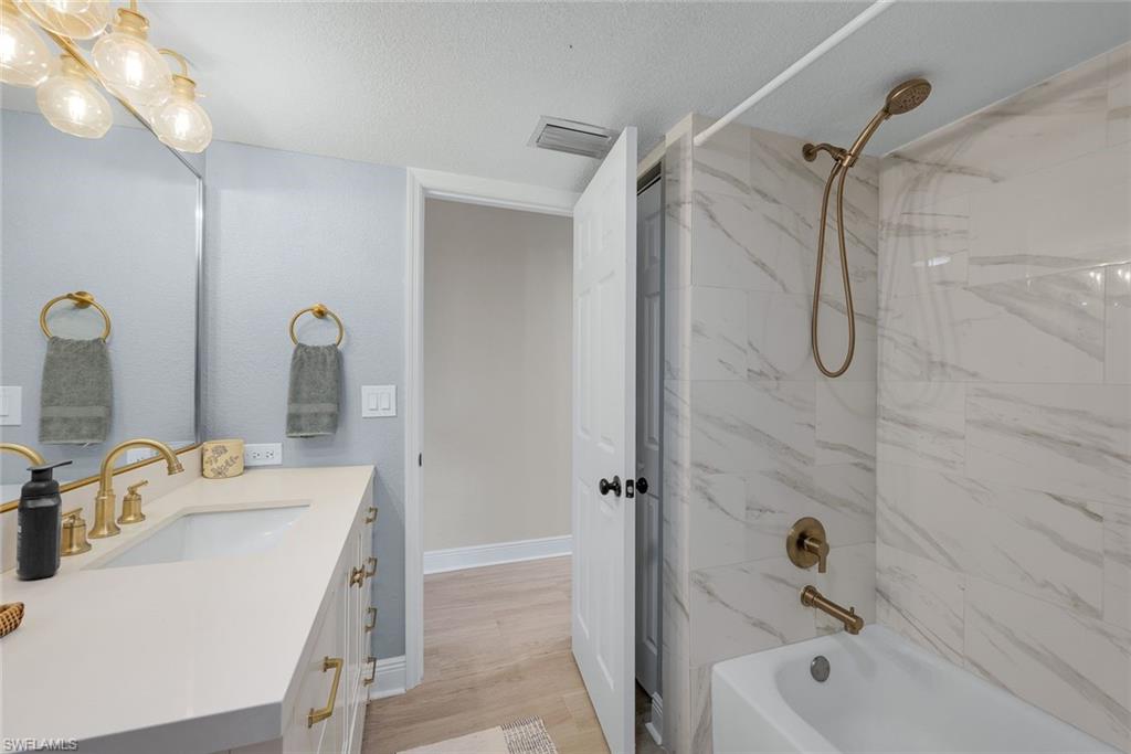 SPORTSMANS COVE YACHT & RACQUET CLUB - Residential