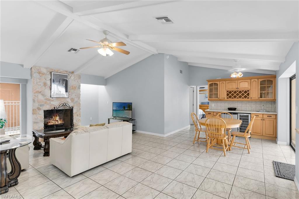 MARCO BEACH - Residential