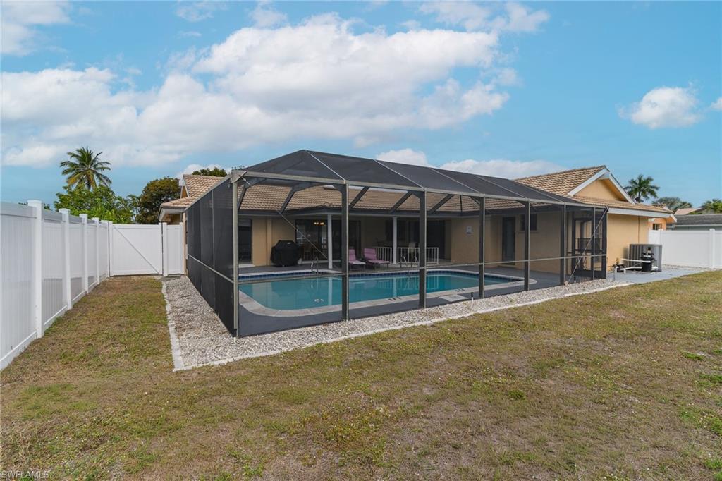 MARCO BEACH - Residential