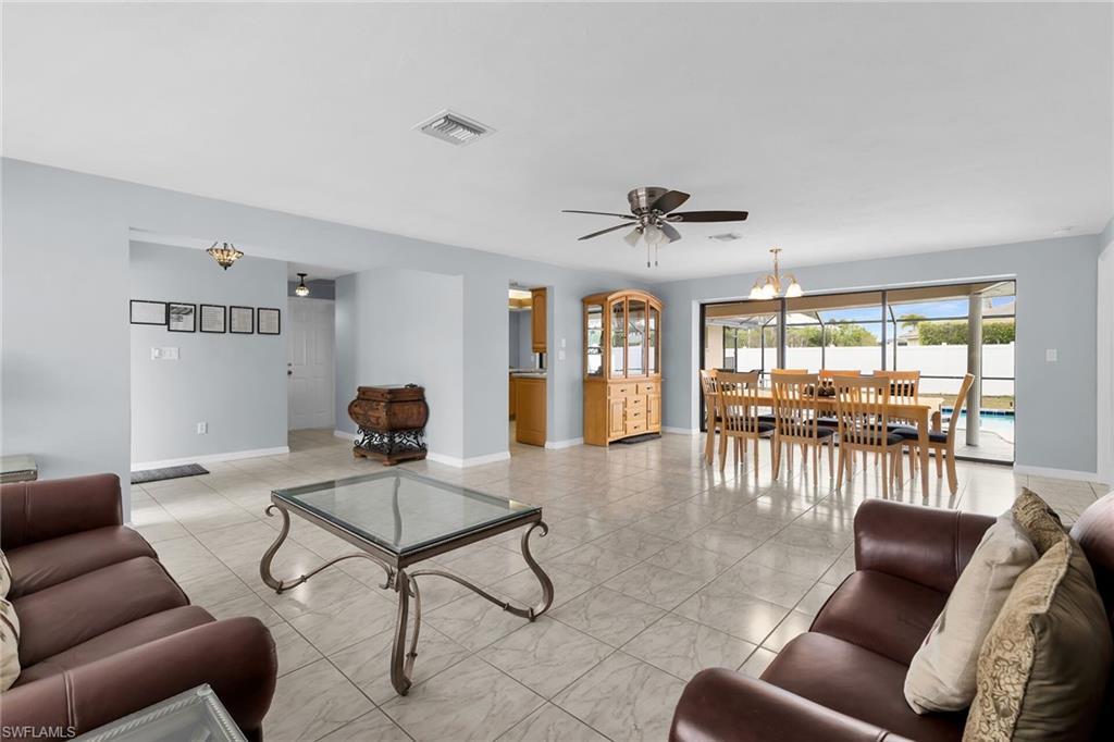 MARCO BEACH - Residential