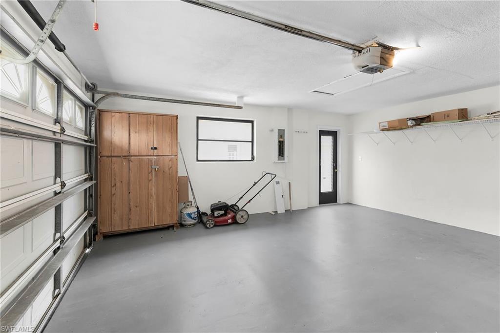 MARCO BEACH - Residential