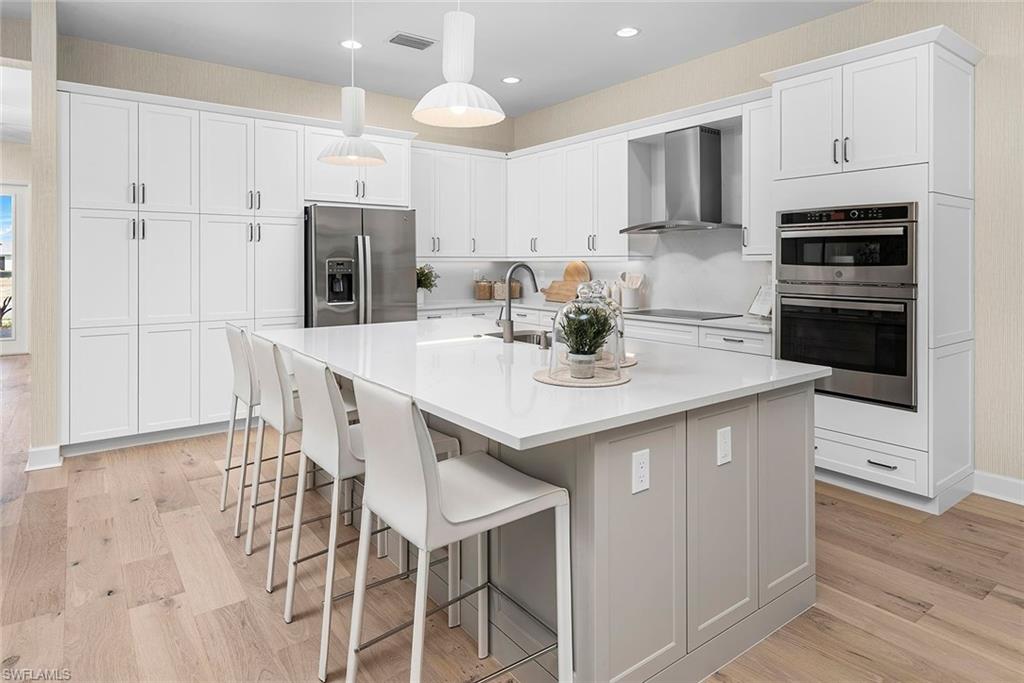 Properties 14333 Hogarth PL