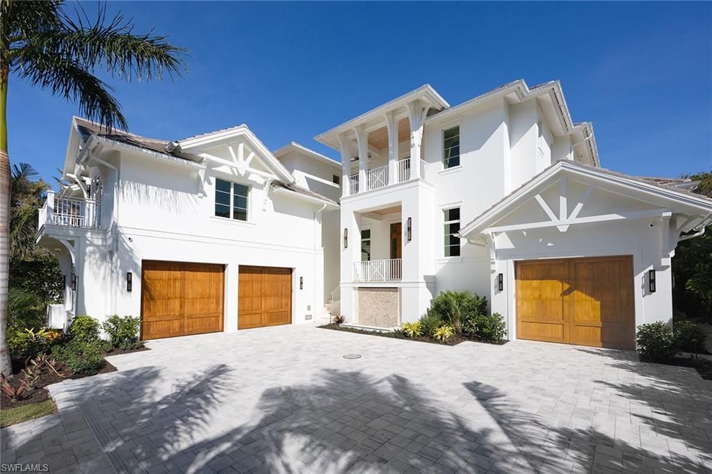Photo of 3277 Gordon DR, NAPLES, FL 34102 (MLS # 224098627)