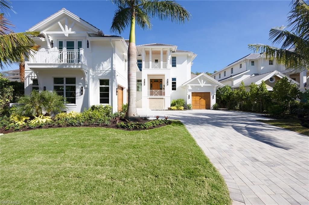 Photo of 3277 Gordon DR, NAPLES, FL 34102 (MLS # 224098627)