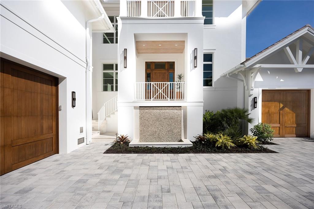 3277 Gordon DR