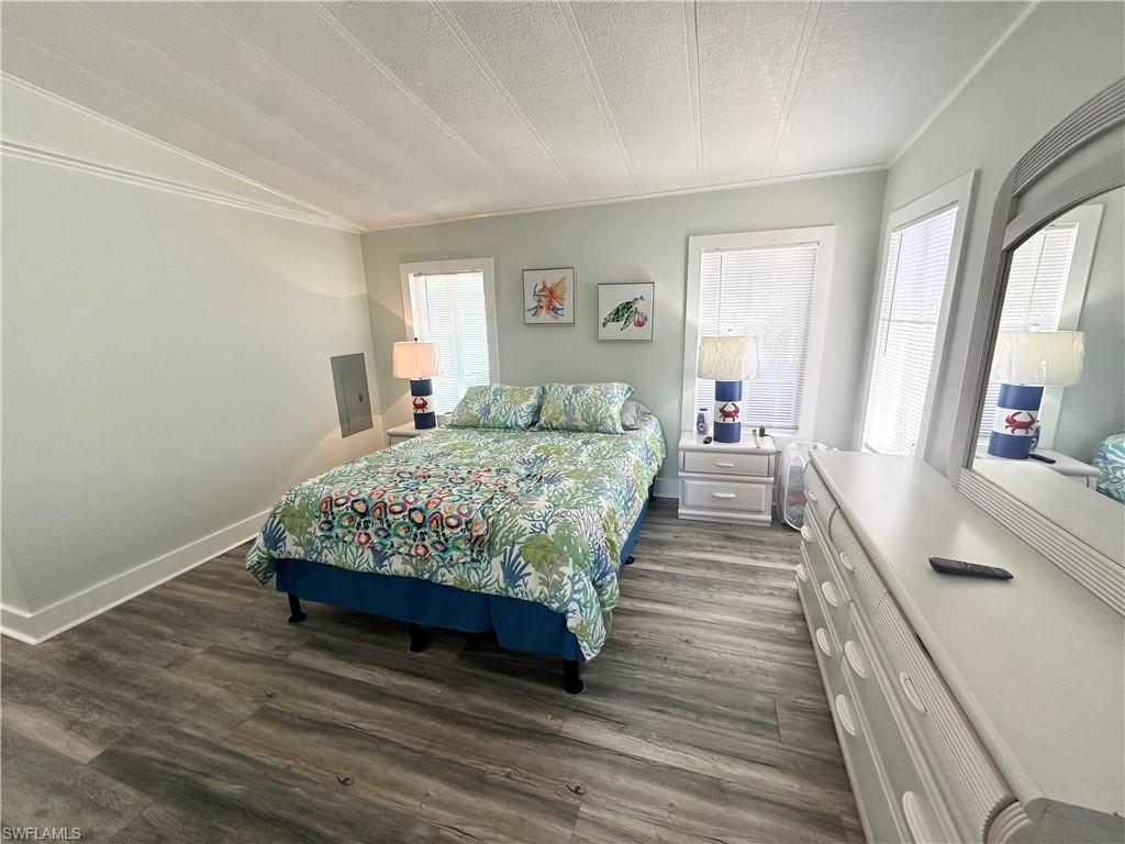 BAYSIDE ESTATES - Residential