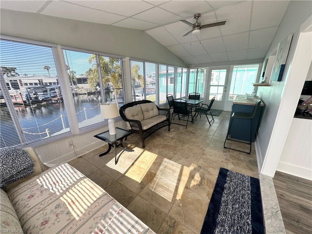 BAYSIDE ESTATES - Residential