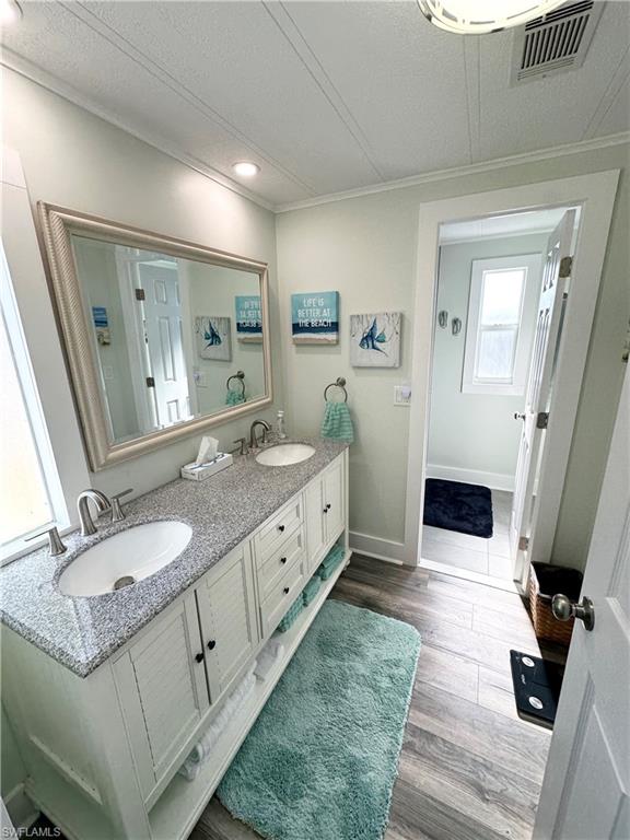 BAYSIDE ESTATES - Residential