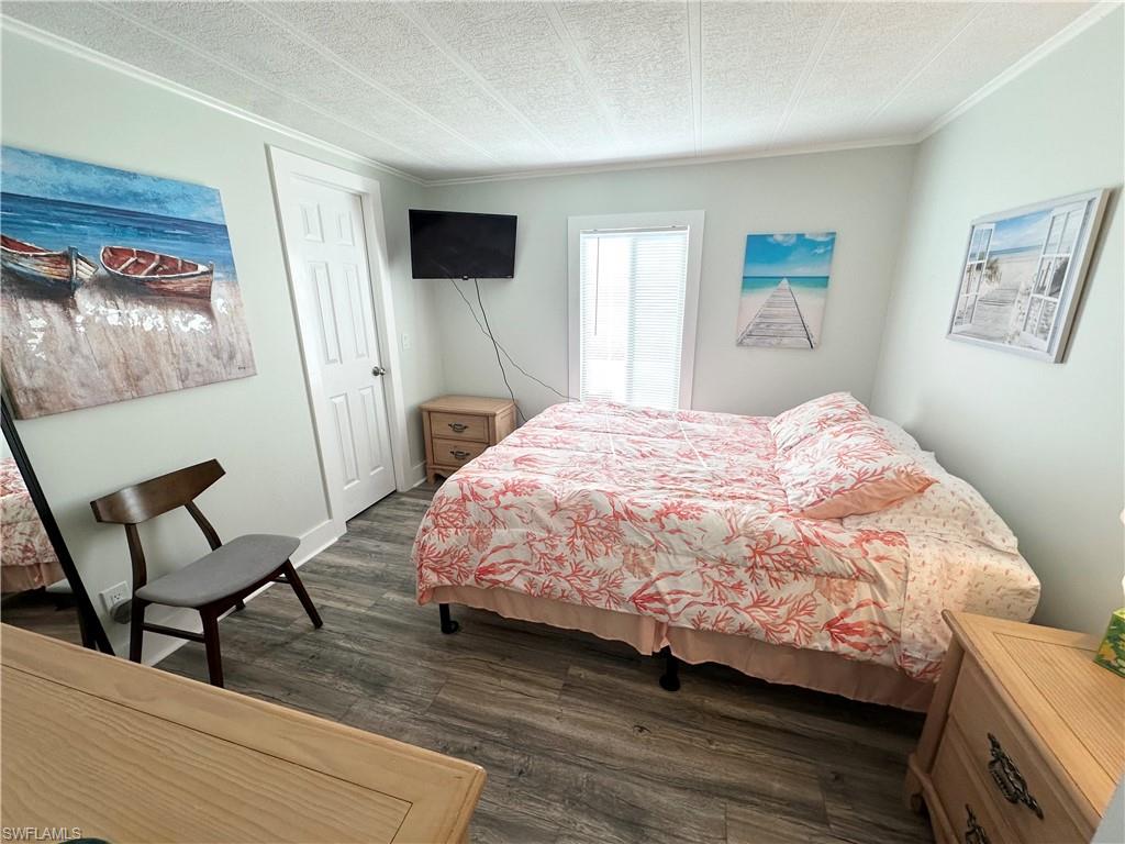 BAYSIDE ESTATES - Residential