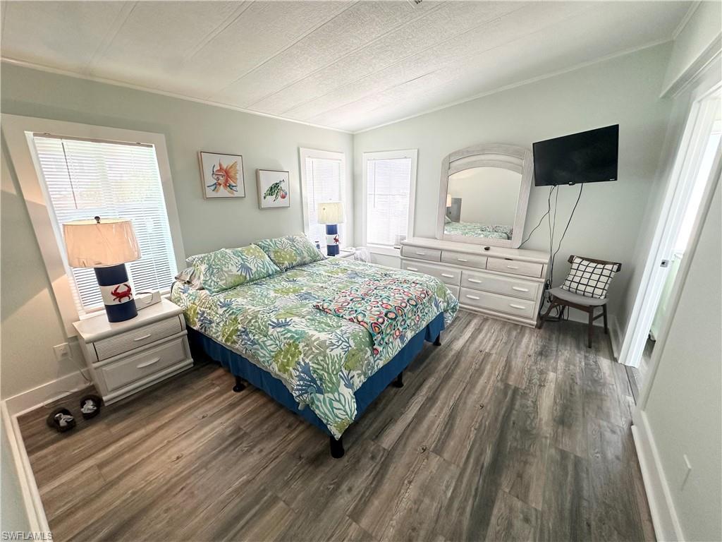 BAYSIDE ESTATES - Residential