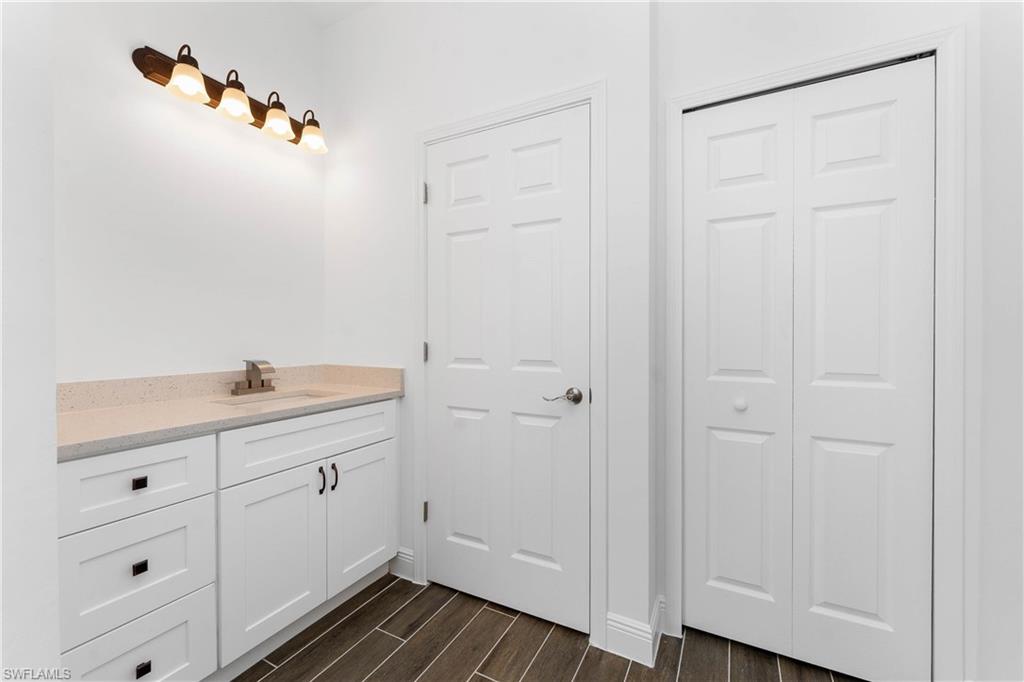 SOUTH GULF COVE - Residential