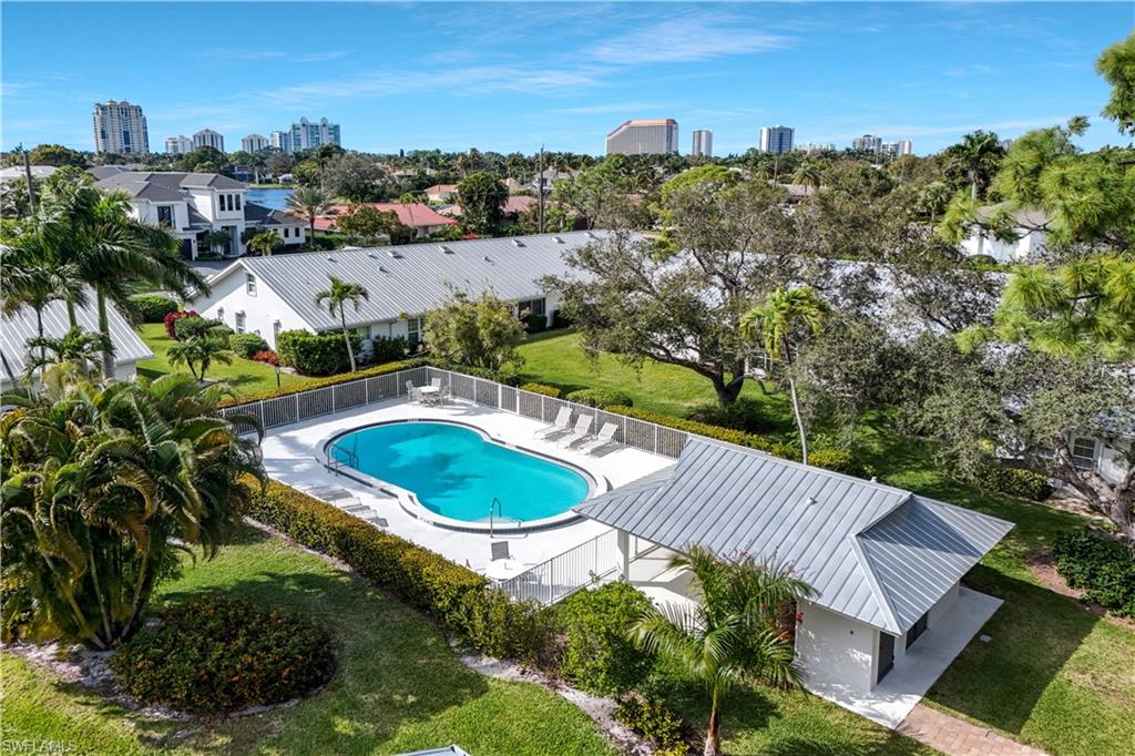 PARK WEST VILLAS - Residential