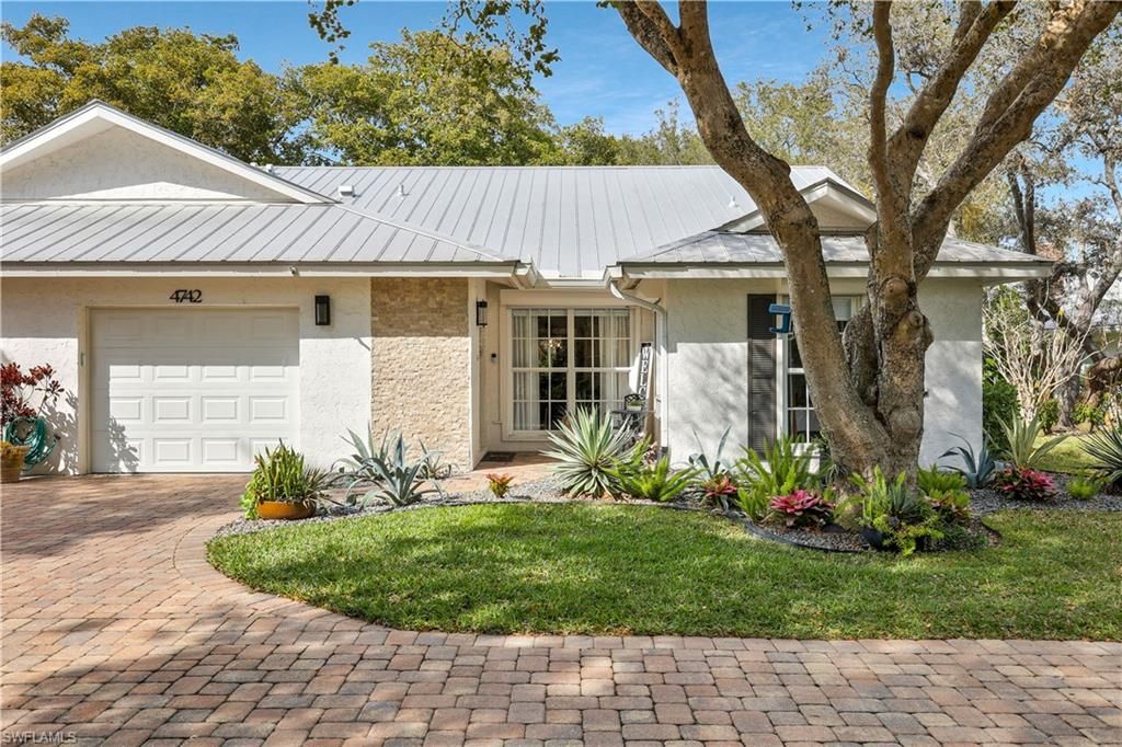 Photo of 4742 West BLVD #S8, NAPLES, FL 34103 (MLS # 226009294)