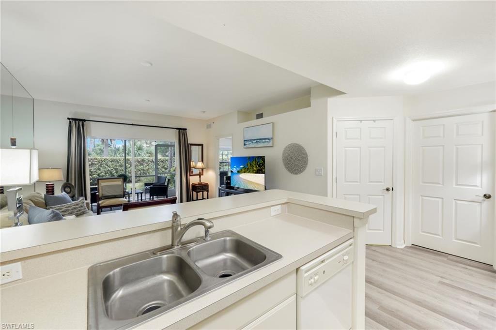 BOTANICAL PLACE - Residential