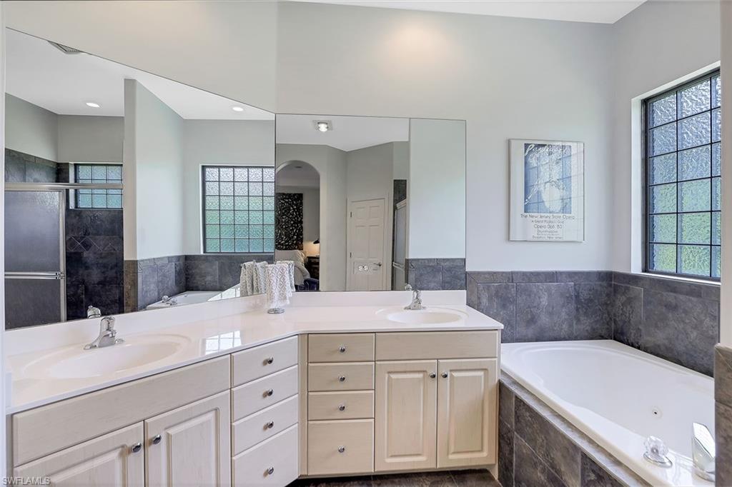 LONGLAKE - Residential