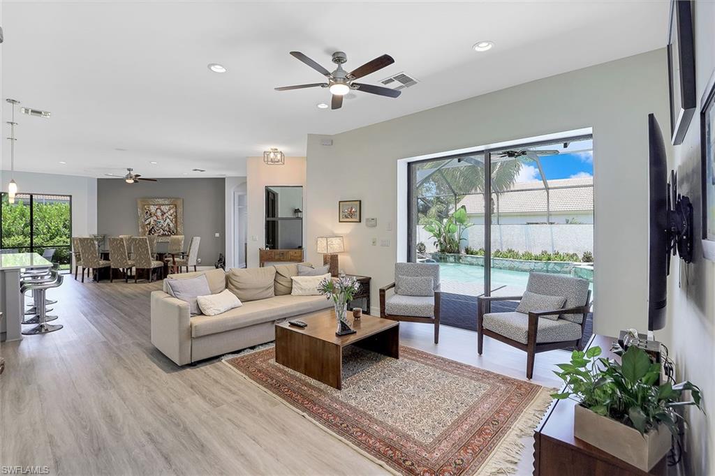 LONGLAKE - Residential