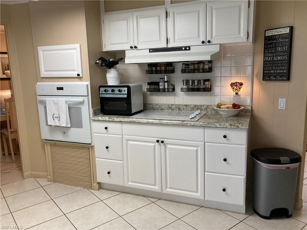 RIVIERA COLONY GOLF ESTATES - Residential