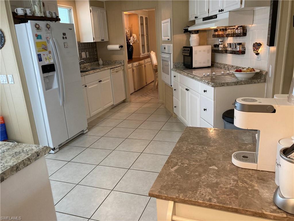 RIVIERA COLONY GOLF ESTATES - Residential