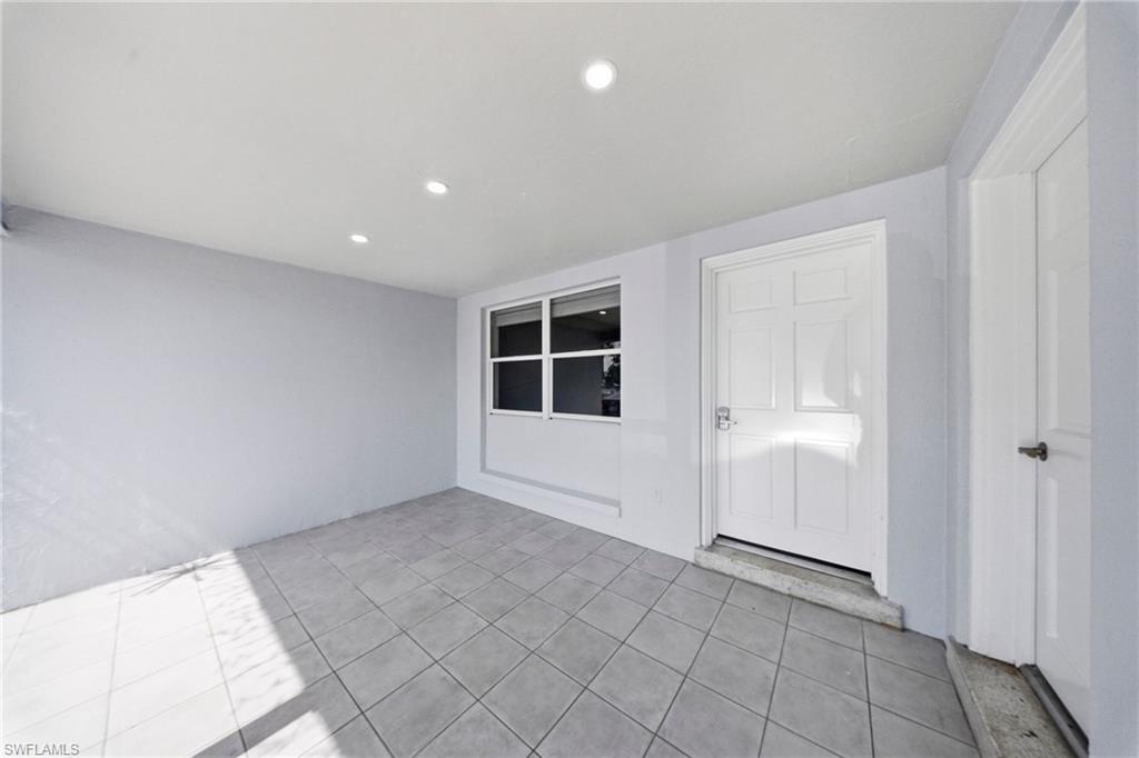 GOLDEN GATE CITY - Residential