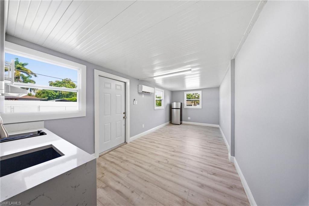 GOLDEN GATE CITY - Residential