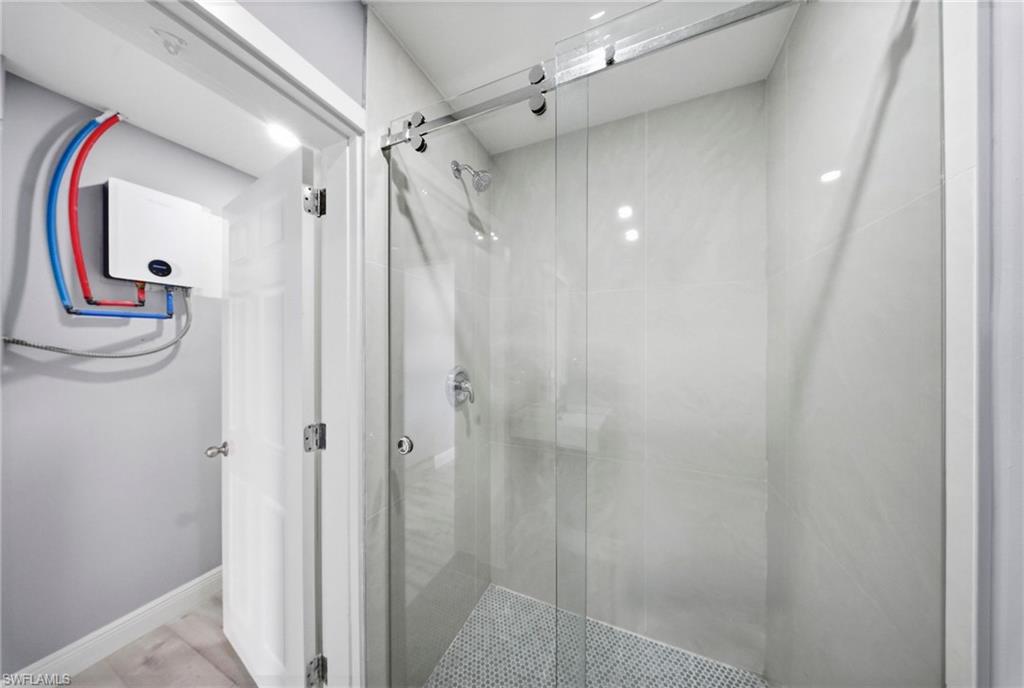 GOLDEN GATE CITY - Residential