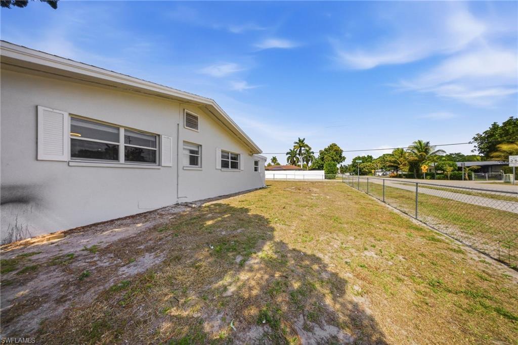 GOLDEN GATE CITY - Residential