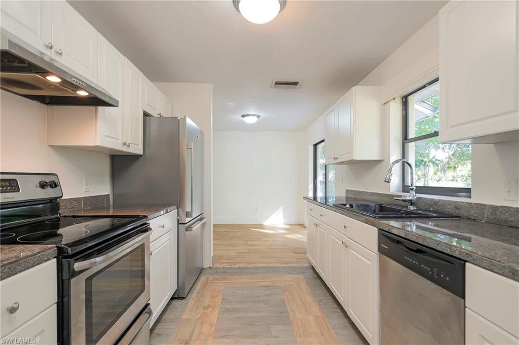 FORT MYERS SHORES - Residential