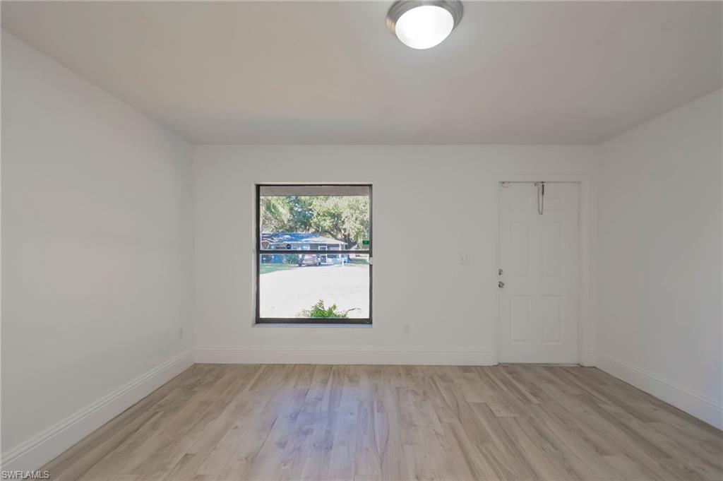 FORT MYERS SHORES - Residential