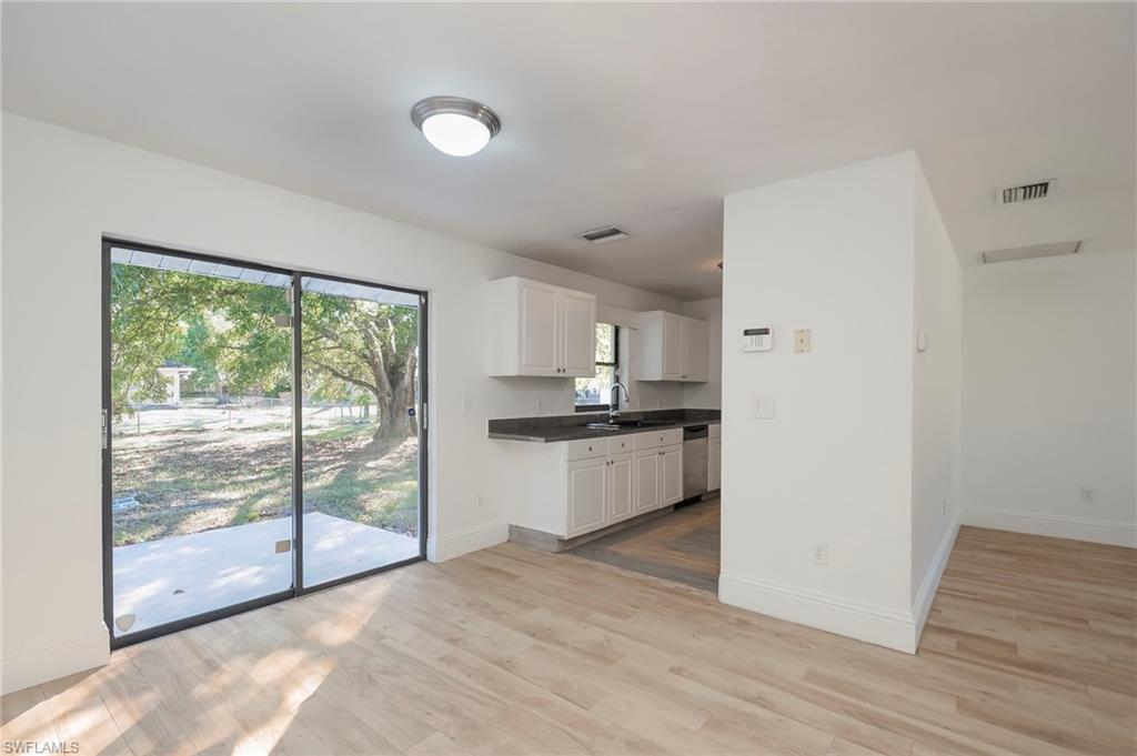 FORT MYERS SHORES - Residential