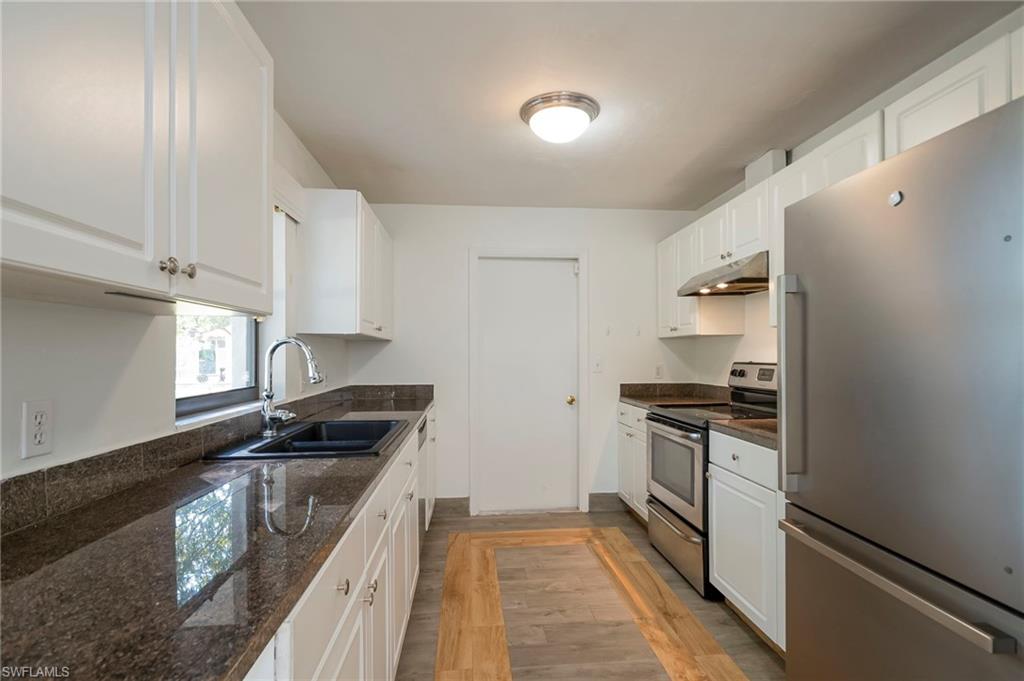 FORT MYERS SHORES - Residential