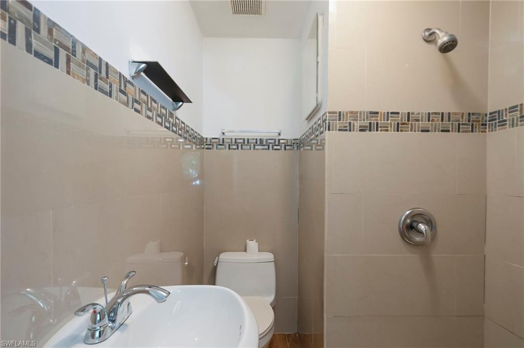 FORT MYERS SHORES - Residential