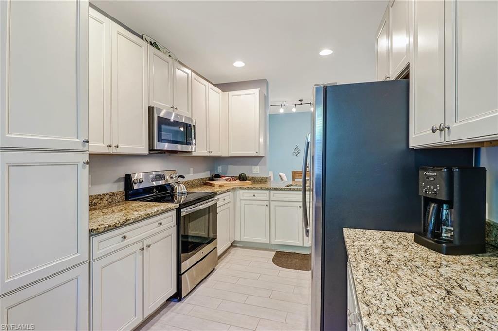 PORTOFINO SPRINGS - Residential