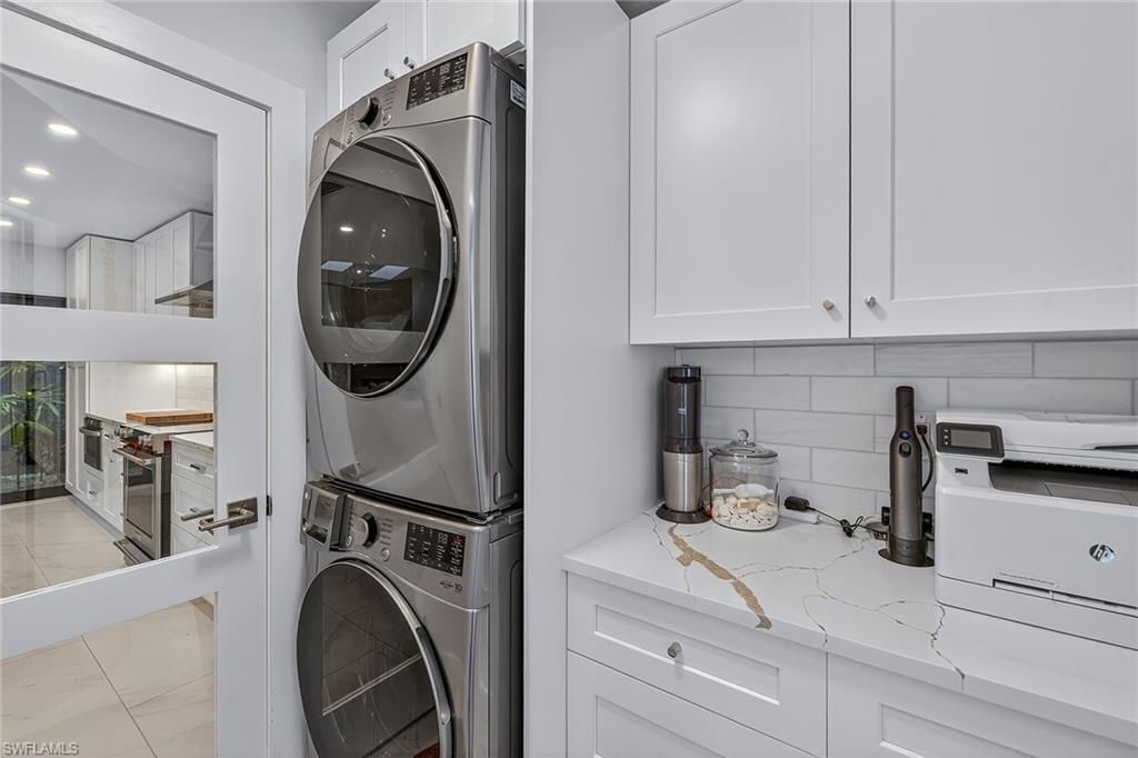 EAGLE CREEK - Residential